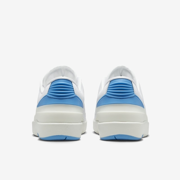 Women's Air Jordan 2 Retro Low 'UNC to Chicago' - Picture 8 of 16